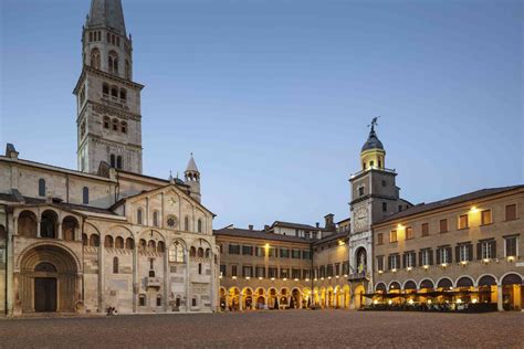 what is emilia romagna famous for